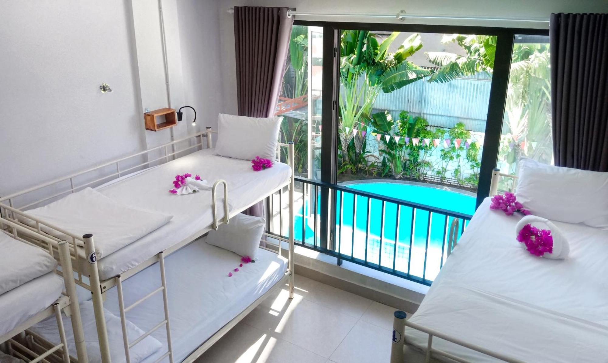 Bed Station Hostel & Pool Bar Hoi An " Former Sunflower" Εξωτερικό φωτογραφία