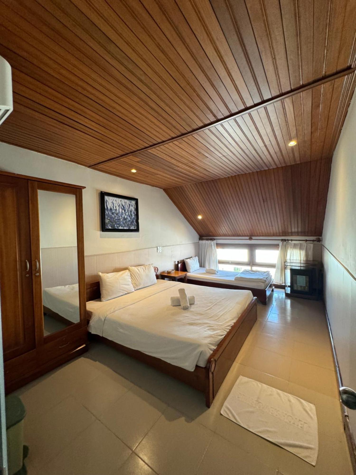 Bed Station Hostel & Pool Bar Hoi An " Former Sunflower" Εξωτερικό φωτογραφία